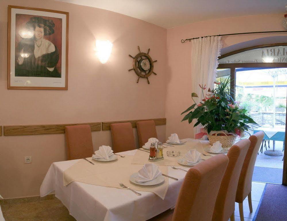 Boutique Hotel Santa Maria Novigrad Istria 外观 照片